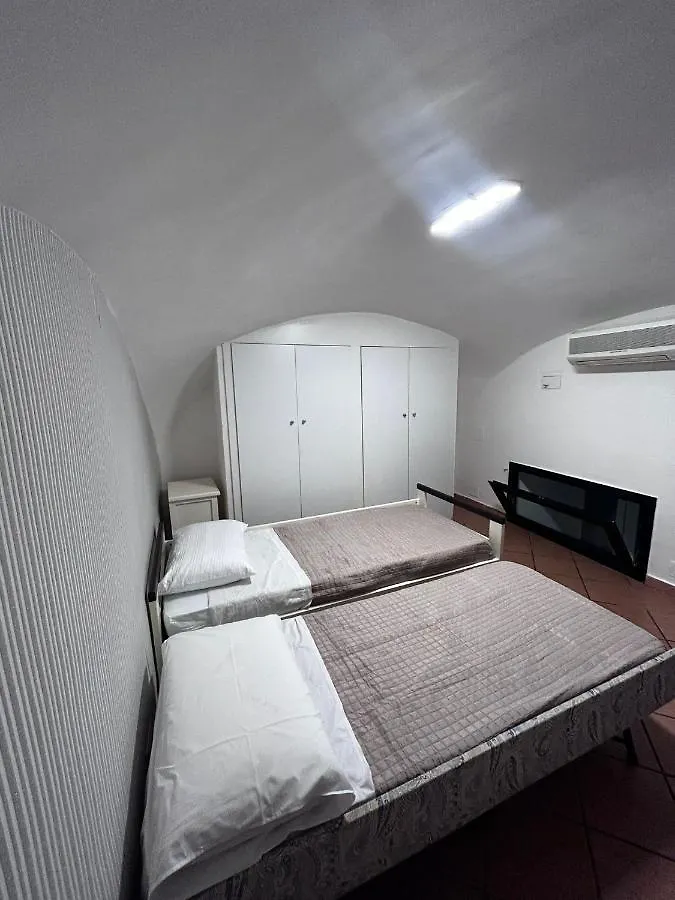 A Casa Ra Bona Crianza Apartment Naples Italy
