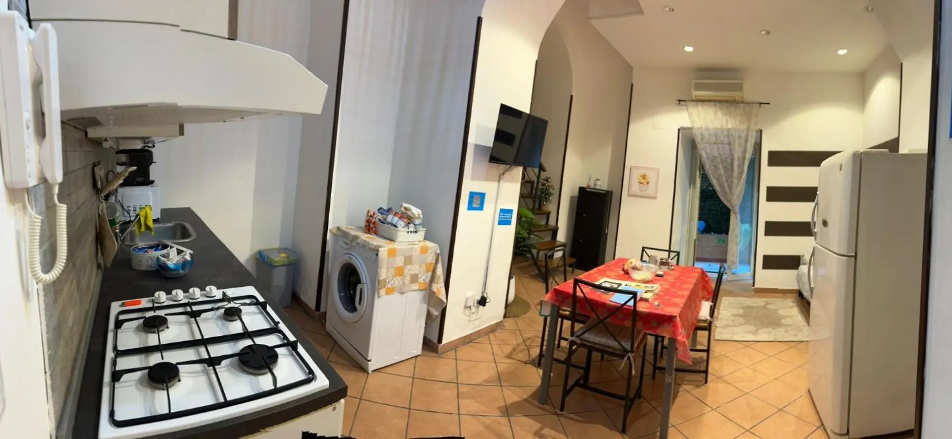 A Casa Ra Bona Crianza Apartment Naples Italy